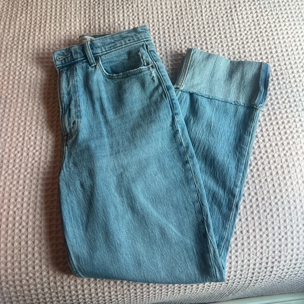 Abercrombie Curve love 90’s ultra high rise straight jeans